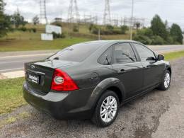 FORD - FOCUS - 2013/2013 - Cinza - R$ 41.900,00