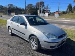 FORD - FOCUS - 2007/2007 - Prata - R$ 22.900,00