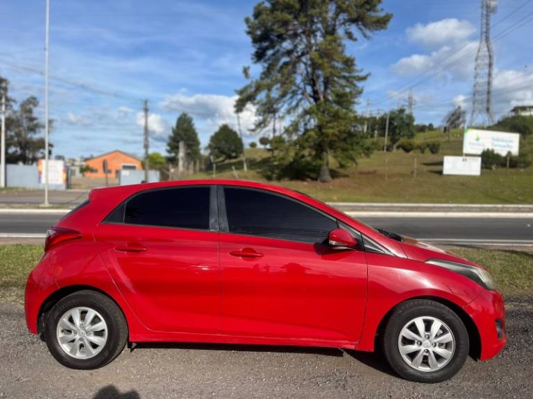 HYUNDAI - HB20 - 2013/2013 - Vermelha - R$ 34.900,00