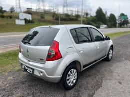RENAULT - SANDERO - 2009/2010 - Prata - R$ 30.900,00