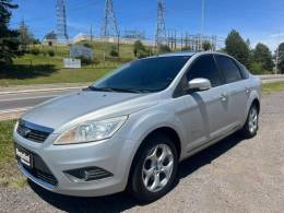 FORD - FOCUS - 2011/2012 - Prata - R$ 41.900,00