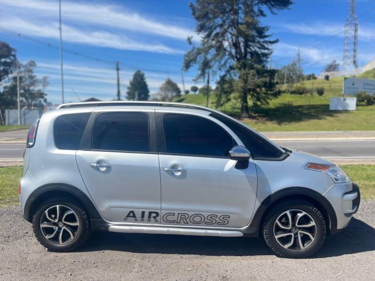 CITROËN - C3 AIRCROSS - 2011/2012 - Prata - R$ 36.900,00