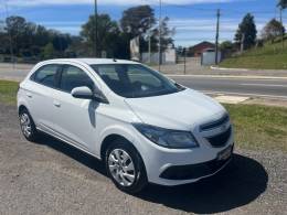 CHEVROLET - ONIX - 2013/2014 - Branca - R$ 47.900,00