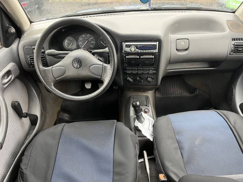 VOLKSWAGEN - GOL - 1995/1995 - Azul - R$ 9.900,00