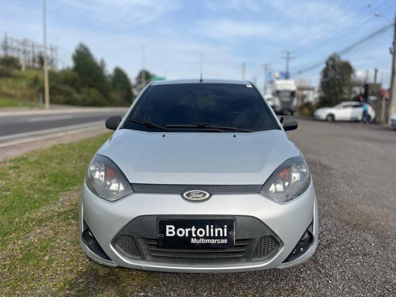 FORD - FIESTA - 2011/2011 - Prata - R$ 26.900,00