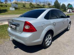 FORD - FOCUS - 2011/2012 - Prata - R$ 41.900,00