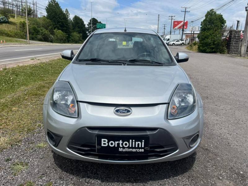 FORD - KA - 2011/2012 - Prata - R$ 26.900,00